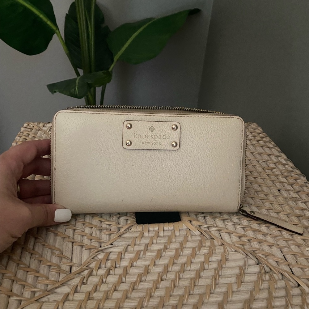 Kate Spade wallet